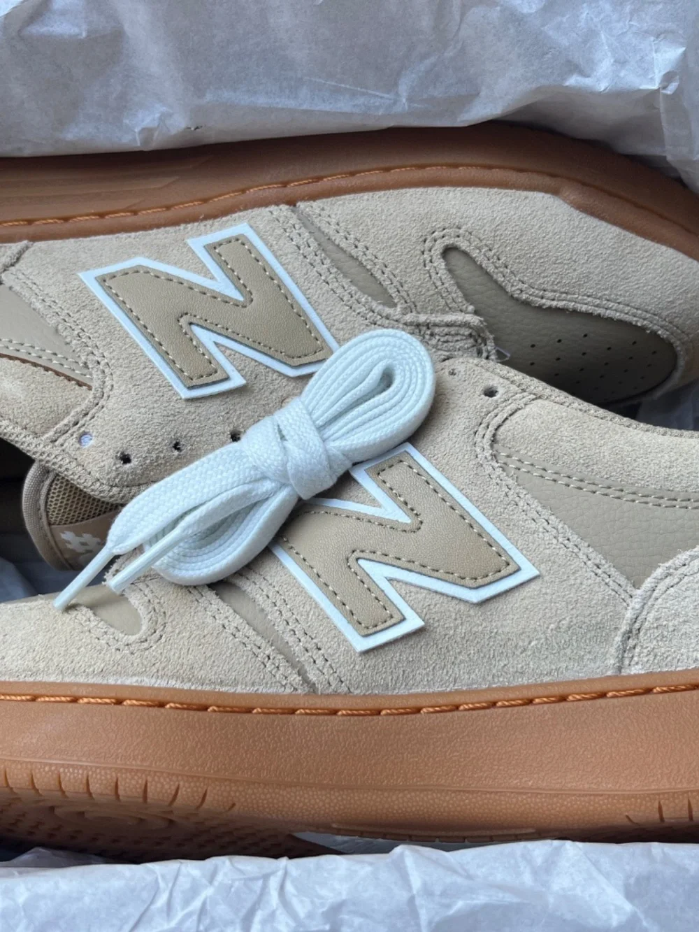 New Balance 480 shoes size 9.5
